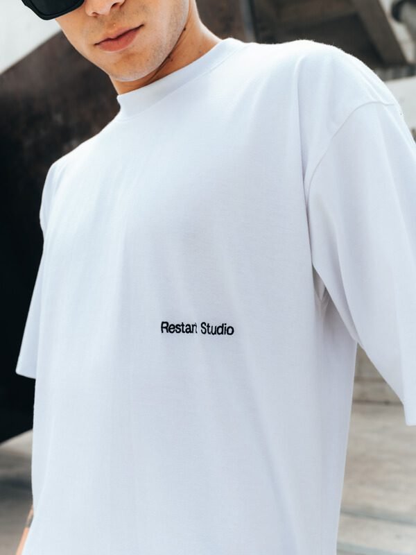 EMBROIDERY BOXY FIT BLANCO