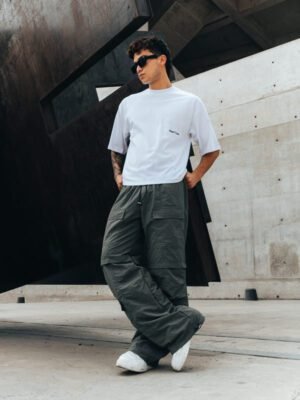 PANTALÓN PARACHUTE 2.1 CEMENTO